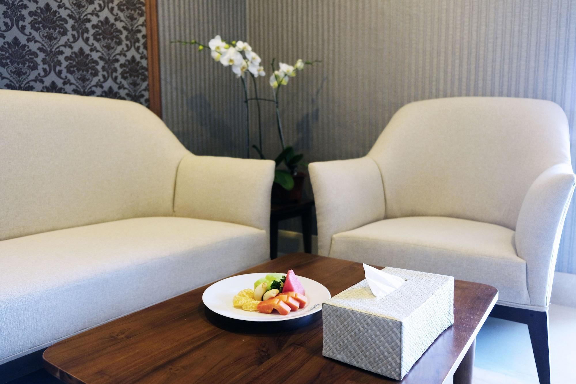 Mexolie Hotel Kebumen Екстер'єр фото