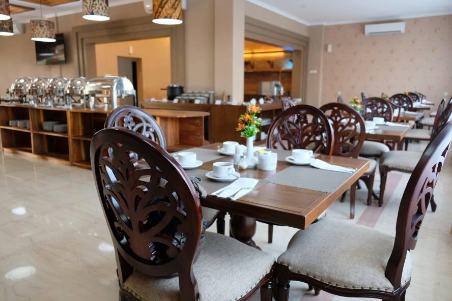 Mexolie Hotel Kebumen Екстер'єр фото